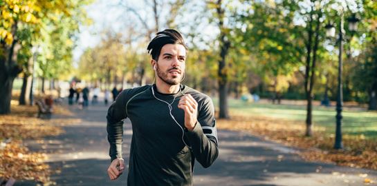 Οι καλύτερες αεροβικές ασκήσεις για να πάρεις γρήγορα τα πάνω σου