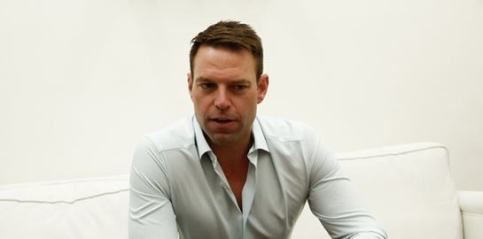 Η αλήθεια πίσω από το σόου Κασσελάκη σε σπίτι στη Θεσσαλία