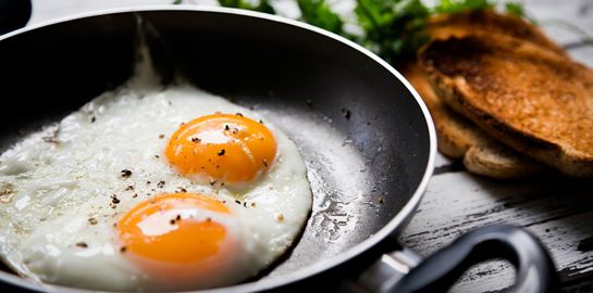 Μαγειρεύοντας αυγά σαν τον Jose Andres