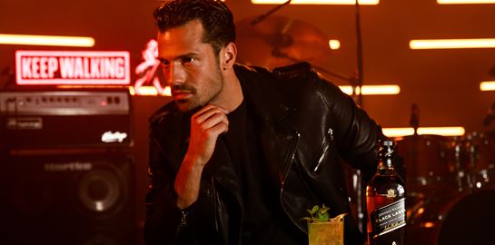 Όταν το Johnnie Walker περπάτησε μαζί με τον Κωνσταντίνο Αργυρό