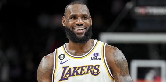 Οι Lakers κατέκτησαν το πρώτο κύπελλο ΝΒΑ