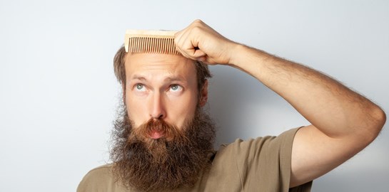 Αν χάνεις τα μαλλιά σου, ίσως πρέπει να δοκιμάσεις μεταμόσχευση IQ FUE