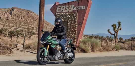 Ewan McGregor και Moto Guzzi ξανά μαζί