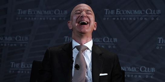Ο Jeff Bezos έχασε 8 δισ. δολάρια το τελευταίο διήμερο αλλά δεν ανησυχεί