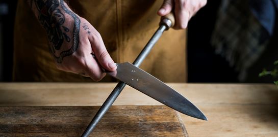 Σημαντικά λάθη που κάνεις με τα μαχαίρια στην κουζίνα