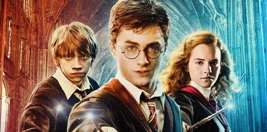 Ένα βιβλίο του Harry Potter μόλις πωλήθηκε 11.000 λίρες