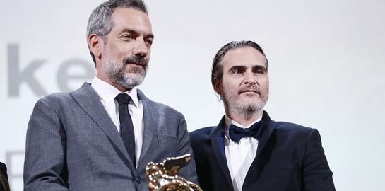 Το Φεστιβάλ της Βενετίας δεν ακυρώνεται