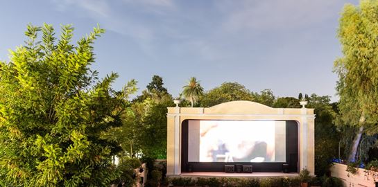 Το 11ο Athens Open Air Film Festival έρχεται γεμάτο αγάπη