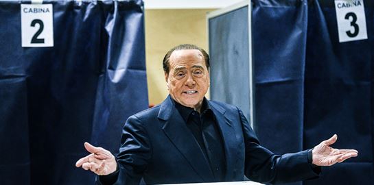 &quot;Έφυγε&quot; από τη ζωή ο Silvio Berlusconi