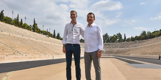 O İmamoğlu κάνει αντιπολίτευση στον Erdogan από την Αθήνα