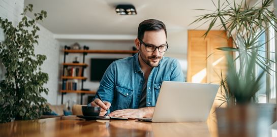 Η τηλεργασία ‘σώζει’ τις επιχειρήσεις και απογειώνει την παραγωγικότητα