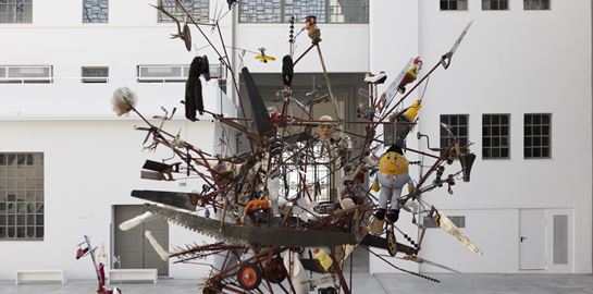 Dream On: 18 εγκαταστάσεις μεγάλης κλίμακας για το δικαίωμα στο όνειρο