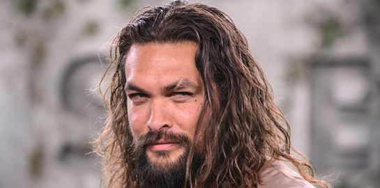 Το extreme make over του Jason Momoa από το Baywatch μέχρι το Aquaman