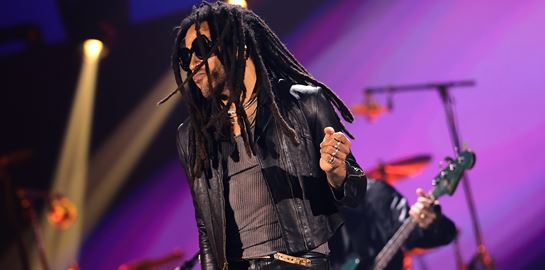 O Lenny Kravitz τον Αύγουστο στην Αθήνα