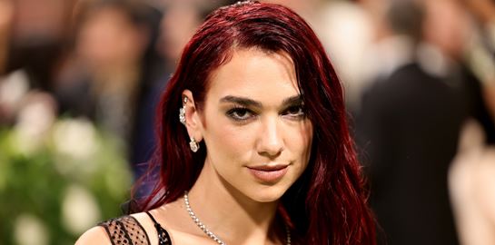 Dua Lipa, πιο καυτή από ποτέ