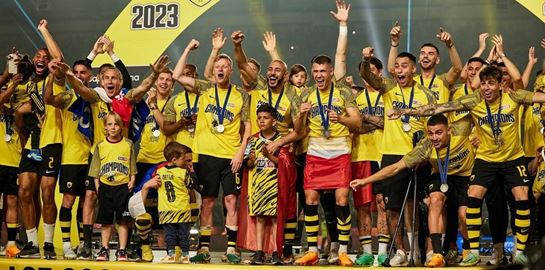 H χρονιά που η ΑΕΚ τα πήρε όλα και έφυγε