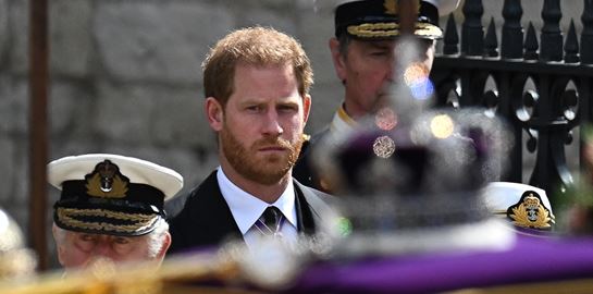 Ο πρίγκιπας Harry θέλει να επιστρέψει στο παλάτι