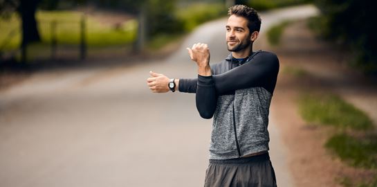 Ο απόλυτος οδηγός για τη μείωση του λίπους στο λαιμό, τους ώμους και την κλείδα