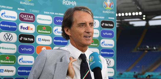 Το στυλ του Roberto Mancini είναι πάντα σε φόρμα