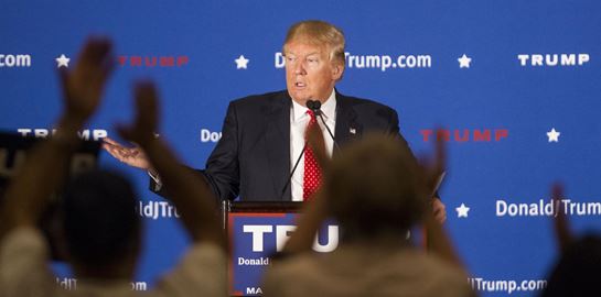 Ο λόγος που οι Δημοκρατικοί επιμένουν στην καθαίρεση Trump