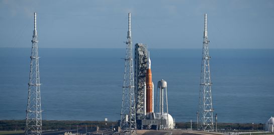 Το Orion της NASA έφτασε 130 χιλιόμετρα από τη Σελήνη