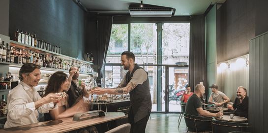 Πώς το Sips έγινε το καλύτερο μπαρ του κόσμου