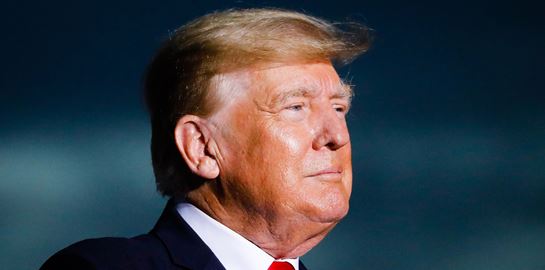 Ο Donald Trump επικρατεί στο Νιου Χάμσαϊρ