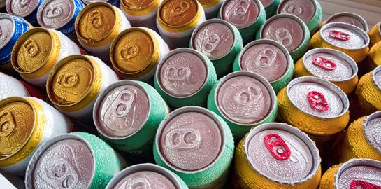 Το δύσκολο καλοκαίρι της βιομηχανίας των αναψυκτικών