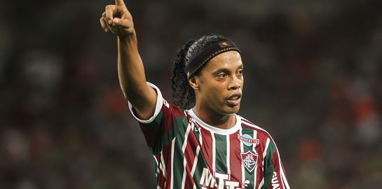 Ο Ronaldinho μπαίνει στο Survivor