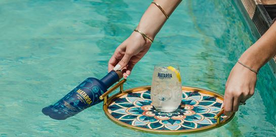 To Mataroa με το Baba Au Rum πάνε Costa Navarino