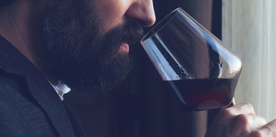 Απολαμβάνοντας το κρασί όπως οι οινογνώστες