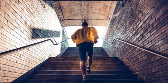 Οι απλές κινήσεις που θα σε κάνουν fit