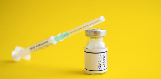 Ο πόλεμος των εμβολίων κατά του κορονοϊου