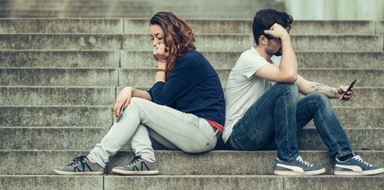 5 τοξικές συμπεριφορές που πρέπει να αποφεύγεις στις σχέσεις σου