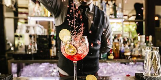 Στην Athens Bar Week, τα καλύτερα μπαρ του κόσμου καταλαμβάνουν την Αθήνα