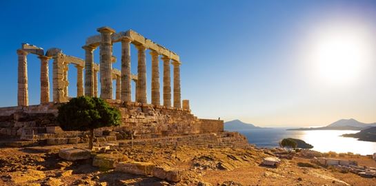 Τουρίστες απ&#39; όλο τον κόσμο ζουν το όνειρο της Αττικής 12 μήνες τον χρόνο