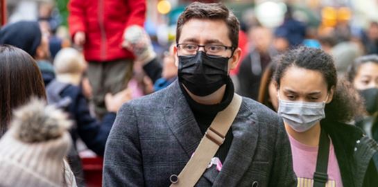 Κορονοϊός: Αυξήθηκαν στα 24.308 τα νέα κρούσματα