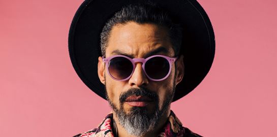 Πώς τα γυαλιά ηλίου μπορεί να καταστρέψουν το look και τα μάτια σου