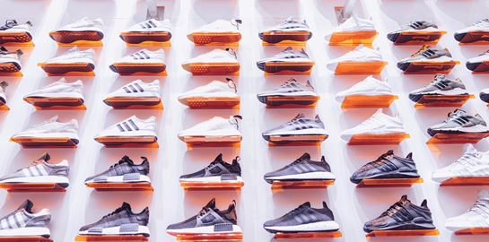 Τα 10 καλύτερα sneakers της adidas για το φετινό καλοκαίρι