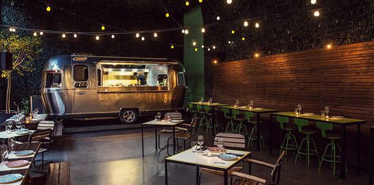 48 Urban Garden για after office cocktails και όχι μόνο