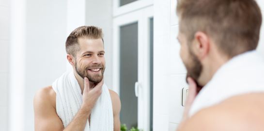 Έλαιο κάνναβης για ήρεμη επιδερμίδα