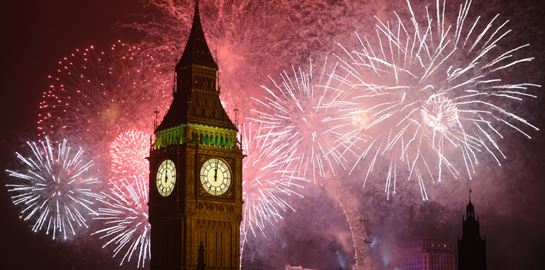 Για 100η χρονιά η καμπάνα του Big Ben θα χτυπήσει τα μεσάνυχτα