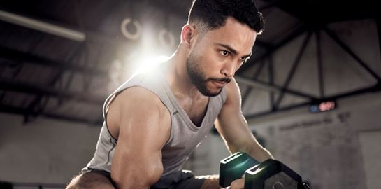 Μερικά άγνωστα μυστικά για να γιγαντώσεις τα μπράτσα σου