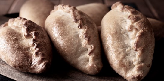 Η συνταγή για το απόλυτο πιροσκί με πατάτα