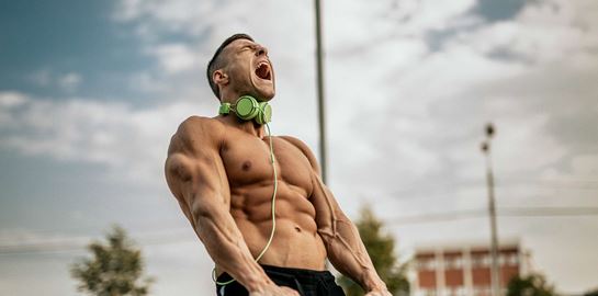 Οι κραυγές που βγάζεις όταν γυμνάζεσαι βελτιώνουν σημαντικά την προπόνησή σου