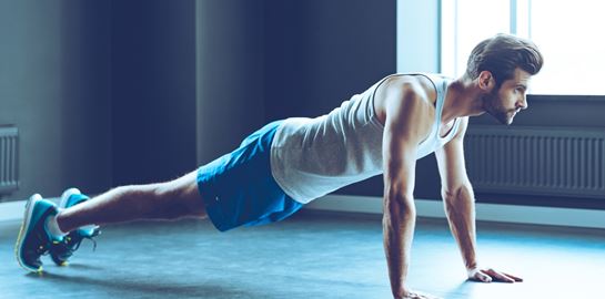 4 ασκήσεις για να κάψεις λίπος όπως ο Chris Hemsworth