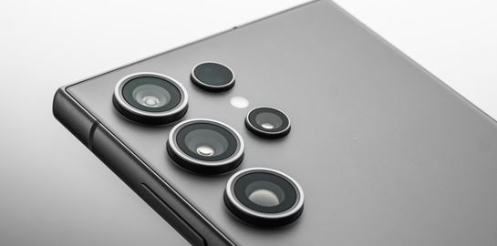 Δείτε ποια Samsung Galaxy θα αναβαθμιστούν σε Android 15-τι αλλάζει