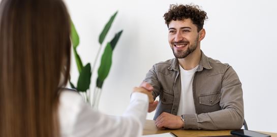 4 βήματα για να &#39;σκίσεις&#39; σε συνέντευξη για δουλειά