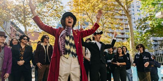 Ο Timothée Chalamet πήγε σε διαγωνισμό με σωσίες του και έγιναν συλλήψεις