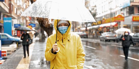 Κορονοϊός: Ψυχρολουσία με 91 νεκρούς